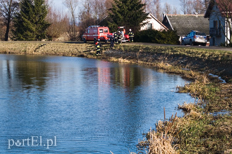  Ciało mężczyzny w rzece zdjęcie nr 121394