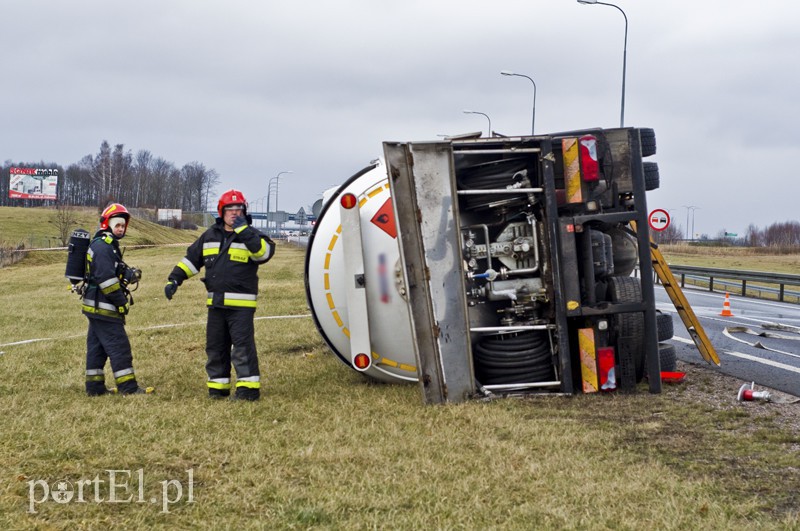  Przewrócona cysterna na berlince zdjęcie nr 121465