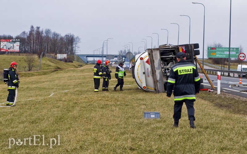  Przewrócona cysterna na berlince zdjęcie nr 121462