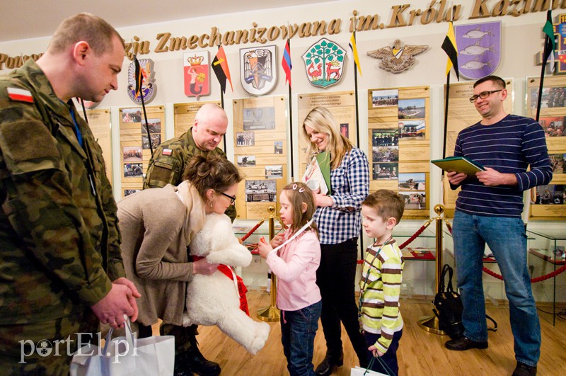  Elbląscy żołnierze spełniają marzenia zdjęcie nr 121479