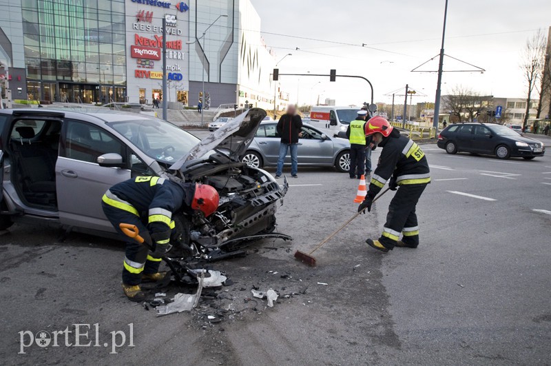  Kolizja z ciężarówką na Ogólnej zdjęcie nr 121513