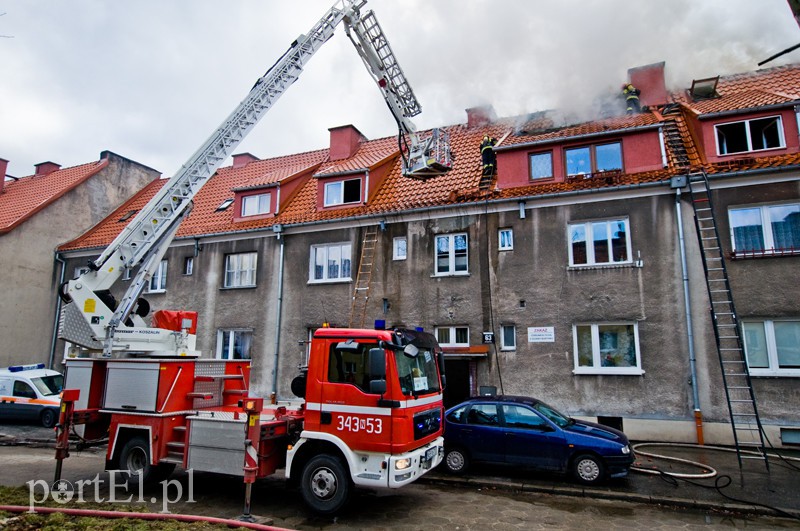  Pożar na Sadowej, mieszkańcy ewakuowani zdjęcie nr 122196