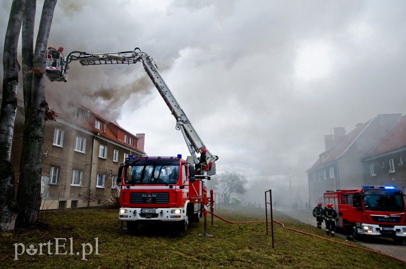  Pożar na Sadowej, mieszkańcy ewakuowani zdjęcie nr 122165