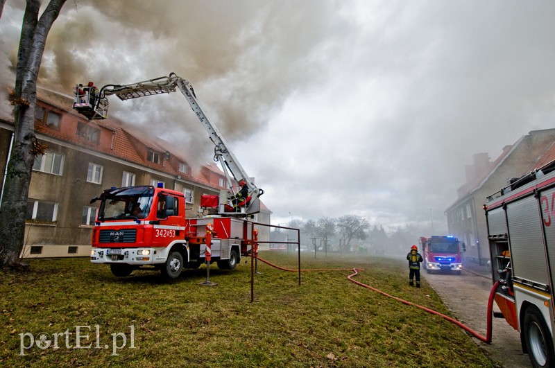  Pożar na Sadowej, mieszkańcy ewakuowani zdjęcie nr 122164