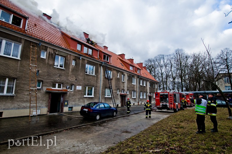  Pożar na Sadowej, mieszkańcy ewakuowani zdjęcie nr 122180