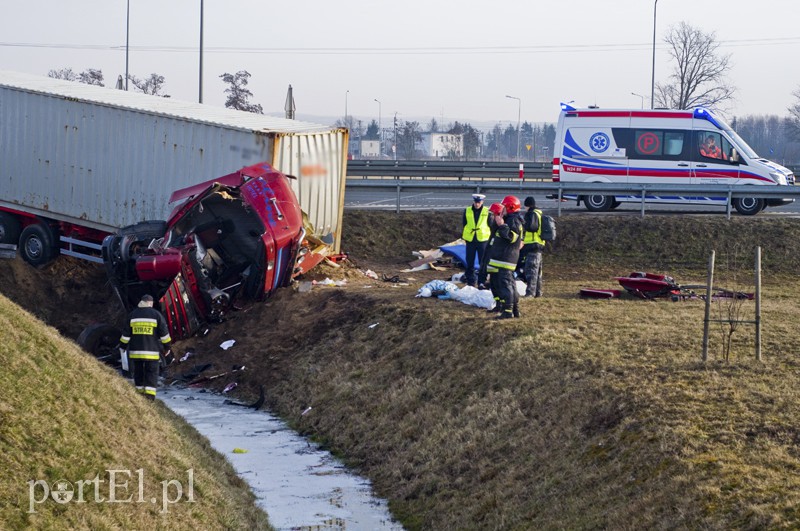  Wypadek tira na  zdjęcie nr 123163