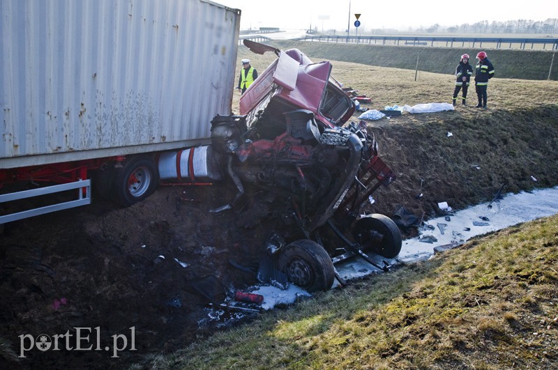  Wypadek tira na  zdjęcie nr 123175