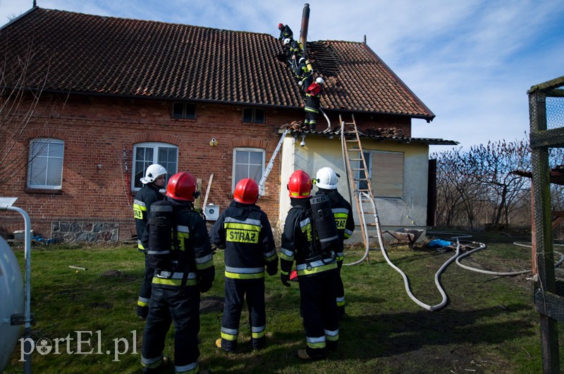  Pożar poddasza w Gronowie Elbląskim zdjęcie nr 124061