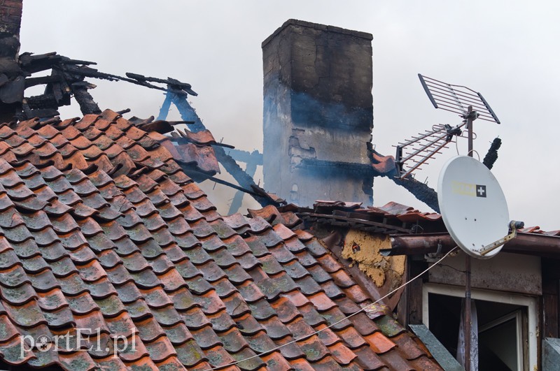  Mieszkańcy skakali przez okno. Pożar pod Pasłękiem zdjęcie nr 124491