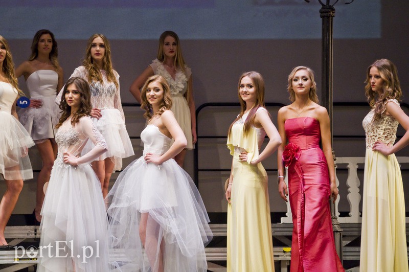  Nowa miss trenuje fitness zdjęcie nr 124719