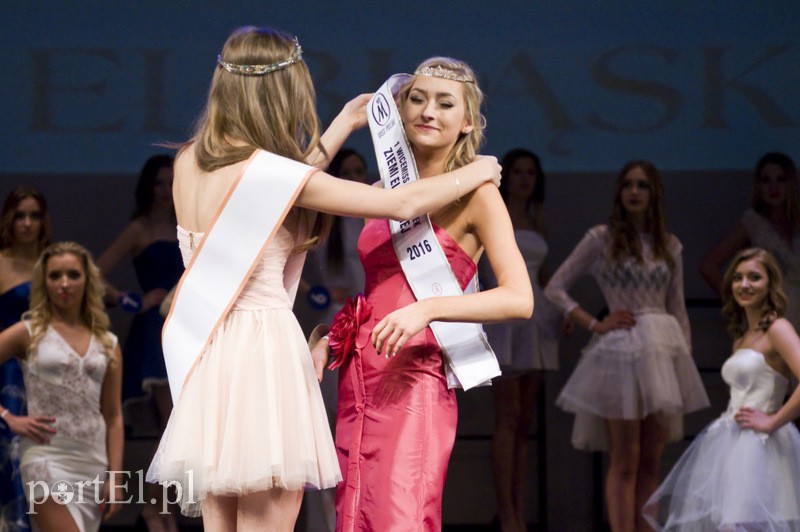  Nowa miss trenuje fitness zdjęcie nr 124735