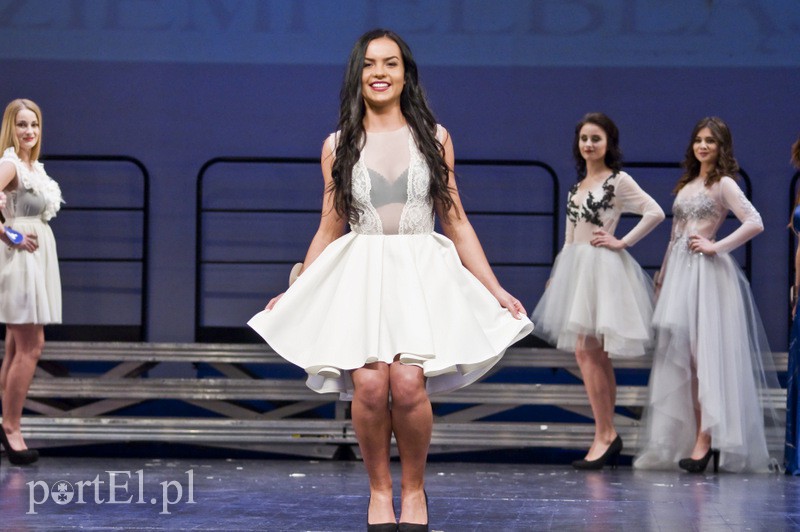  Nowa miss trenuje fitness zdjęcie nr 124703