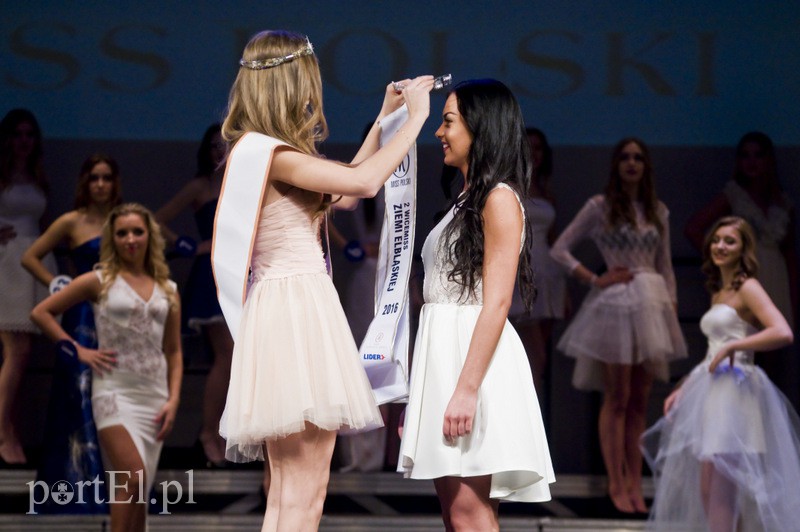  Nowa miss trenuje fitness zdjęcie nr 124731