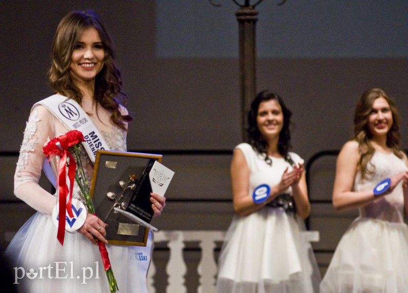  Nowa miss trenuje fitness zdjęcie nr 124721