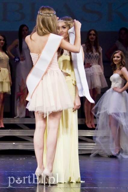  Nowa miss trenuje fitness zdjęcie nr 124729