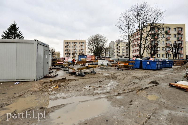 Elbląg Praca wre, sąd się pnie