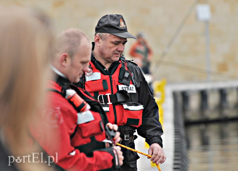 Wodne ćwiczenia strażaków zdjęcie nr 125034