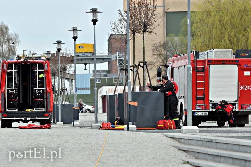 Wodne ćwiczenia strażaków zdjęcie nr 125031