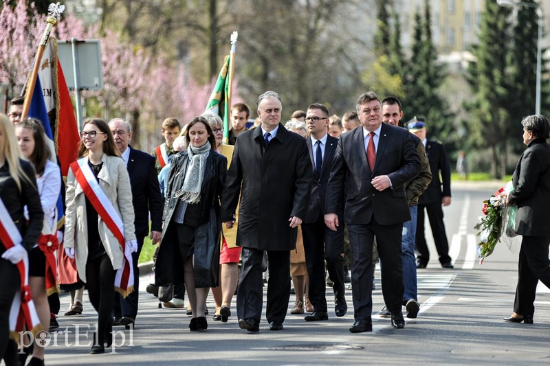 Uczcili 6. rocznicę katastrofy smoleńskiej zdjęcie nr 125177