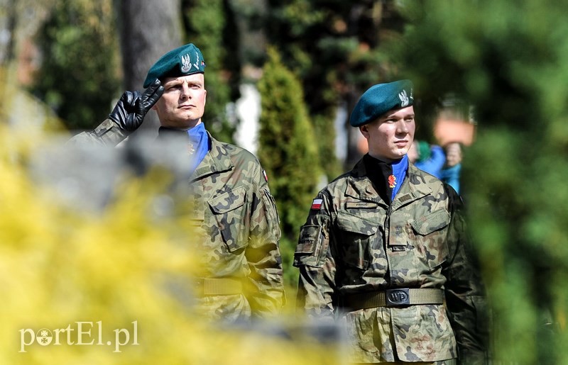 Uczcili 6. rocznicę katastrofy smoleńskiej zdjęcie nr 125193