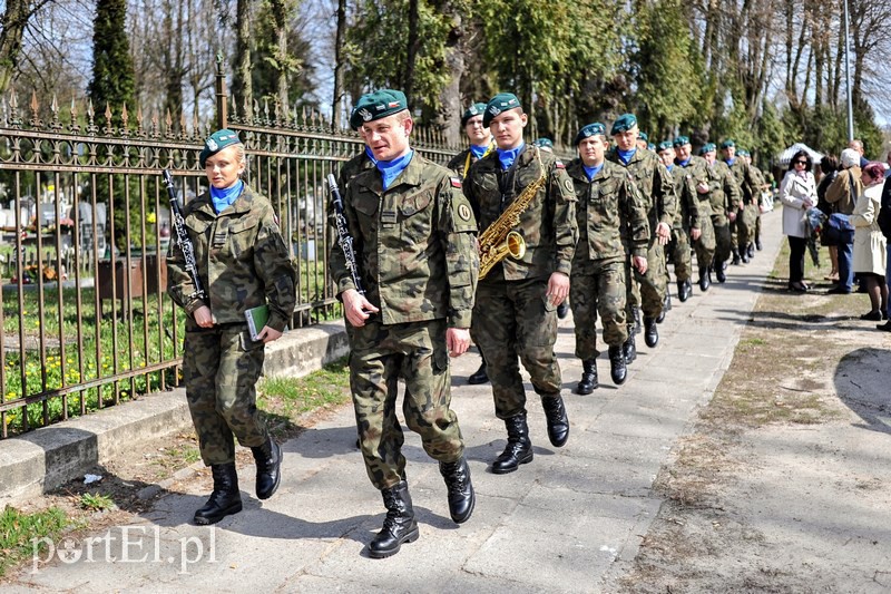 Uczcili 6. rocznicę katastrofy smoleńskiej zdjęcie nr 125172