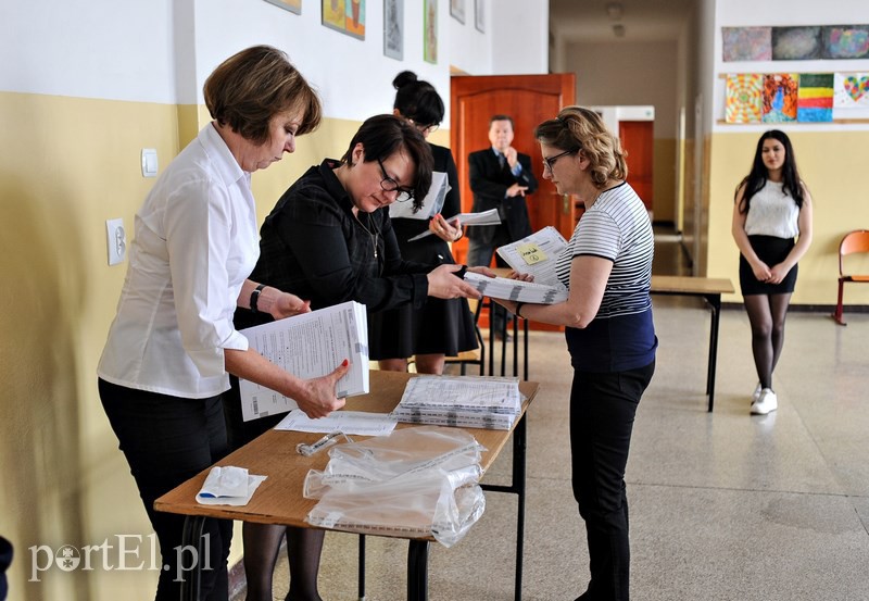 Gimnazjaliści podeszli do egzaminu zdjęcie nr 125730