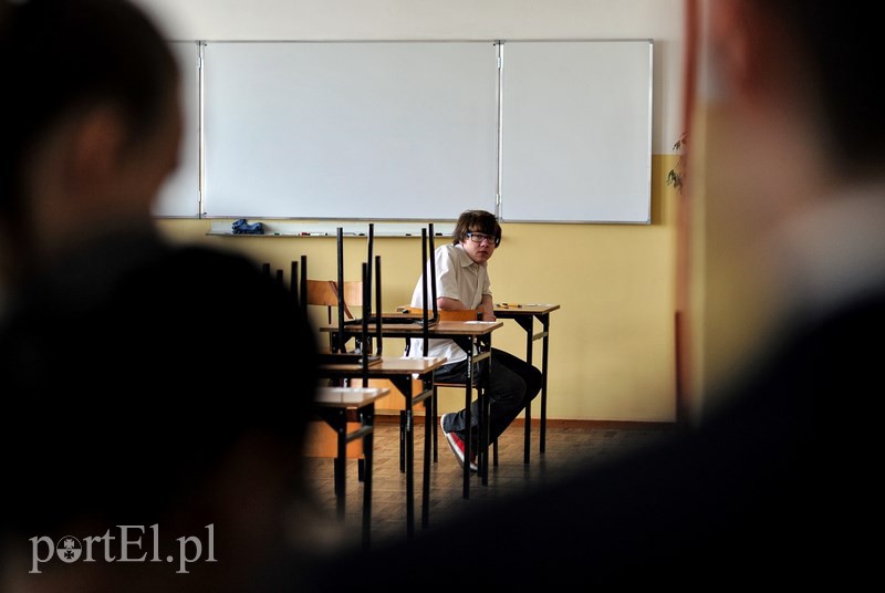 Gimnazjaliści podeszli do egzaminu zdjęcie nr 125720