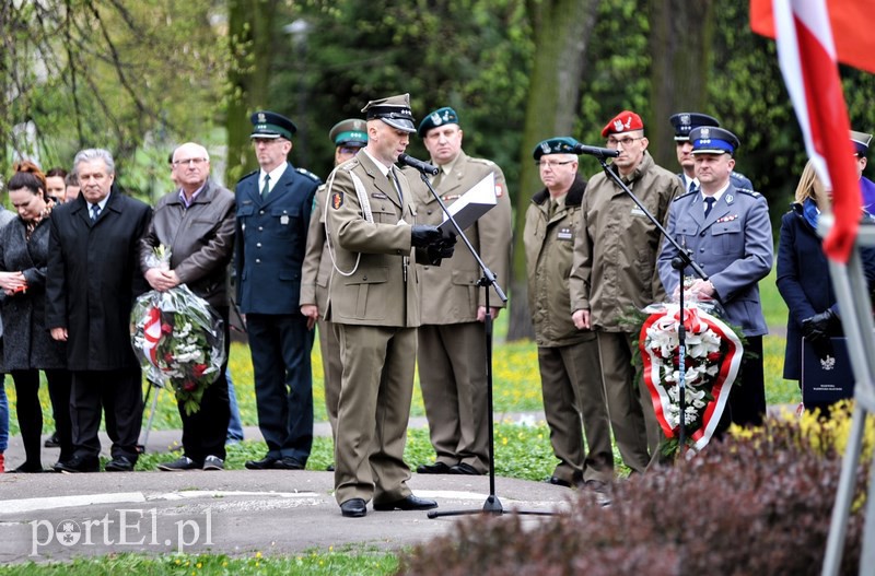 W hołdzie inwalidom wojennym zdjęcie nr 125872