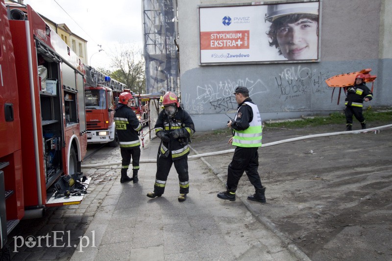  Pożar w mieszkaniu na Królewieckiej zdjęcie nr 126289