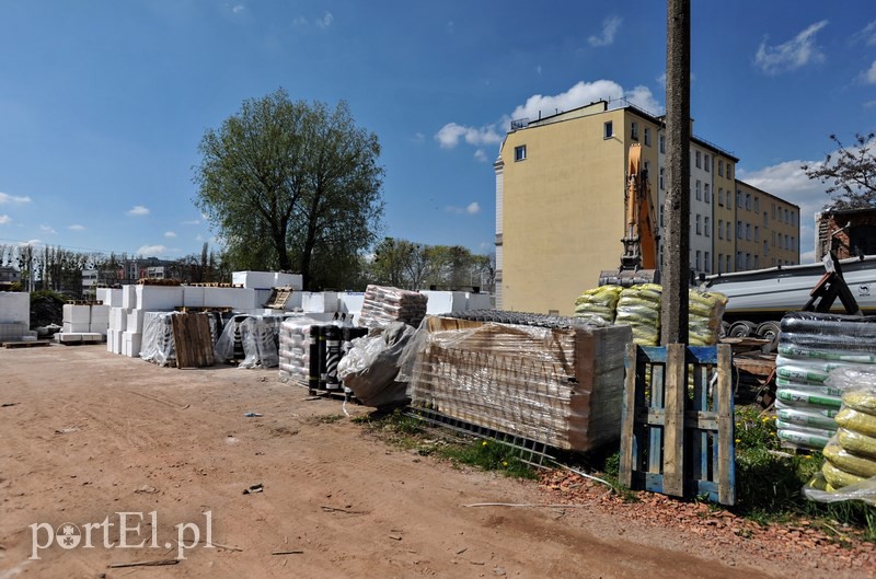 Po kamienicy pozostało wspomnienie zdjęcie nr 126537