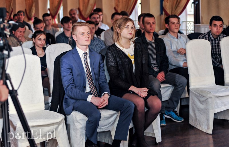 Proste odpowiedzi na trudne pytania zdjęcie nr 126592