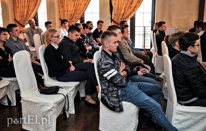 Proste odpowiedzi na trudne pytania zdjęcie nr 126588