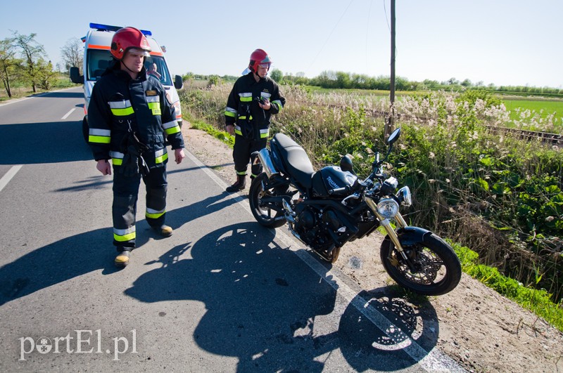  Wypadek motocyklisty. Mężczyzna trafił do szpitala zdjęcie nr 127118