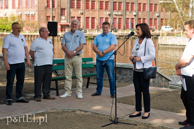 Stopy wody pod kilem zdjęcie nr 127209