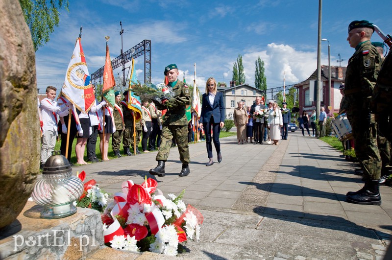 Oddali hołd byłym więźniom zdjęcie nr 127361