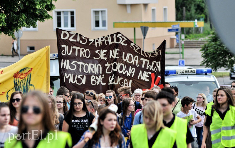 Happening „Młodość wolna od papierosa” zdjęcie nr 128871