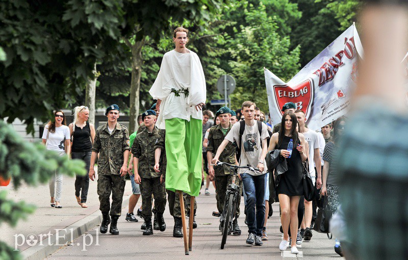 Studenci zaczęli zabawę zdjęcie nr 128916