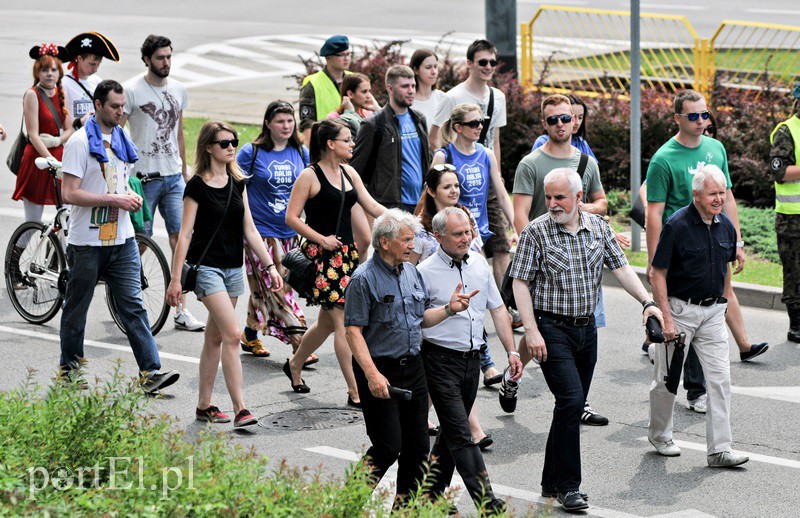 Studenci zaczęli zabawę zdjęcie nr 128909