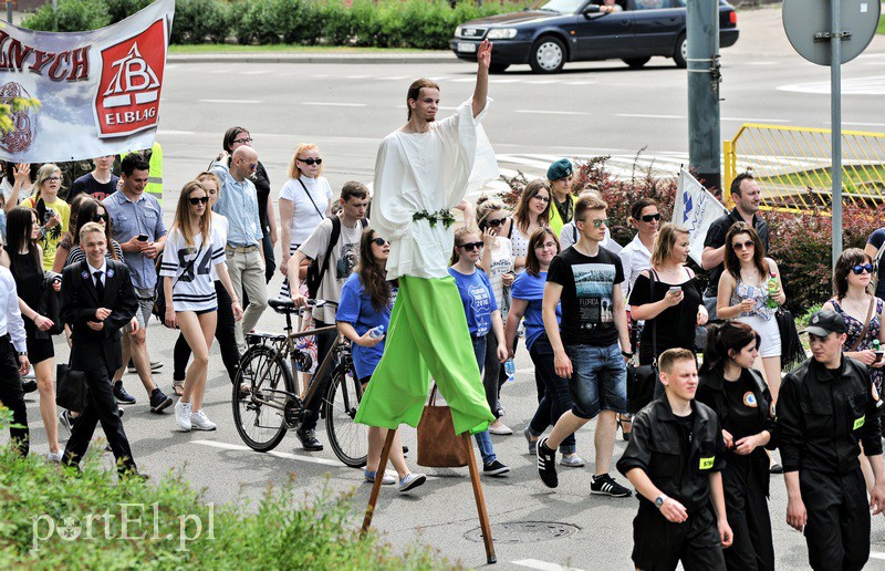 Studenci zaczęli zabawę zdjęcie nr 128911