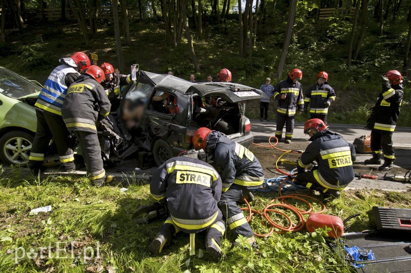  Groźny wypadek w Nadbrzeżu zdjęcie nr 129078