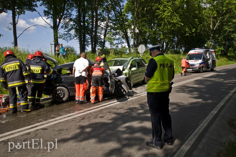  Groźny wypadek w Nadbrzeżu zdjęcie nr 129079