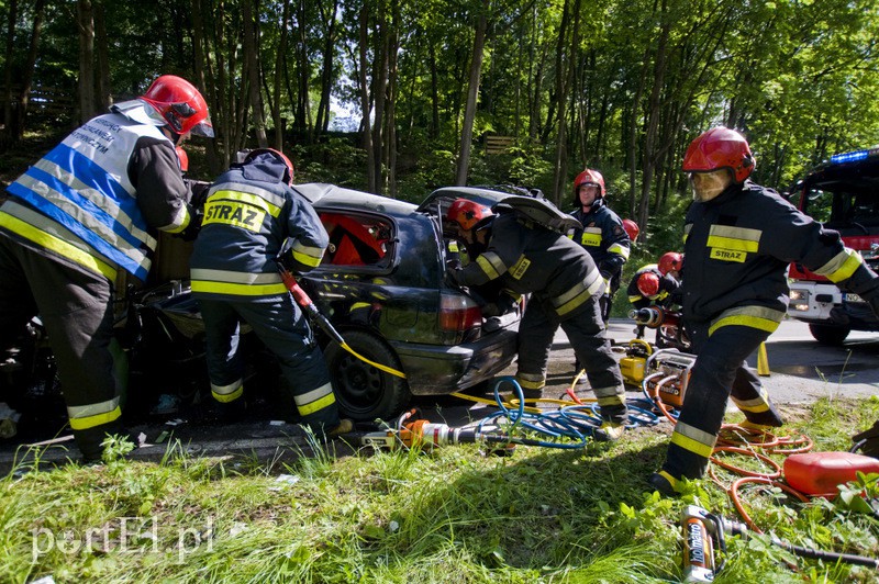  Groźny wypadek w Nadbrzeżu zdjęcie nr 129076