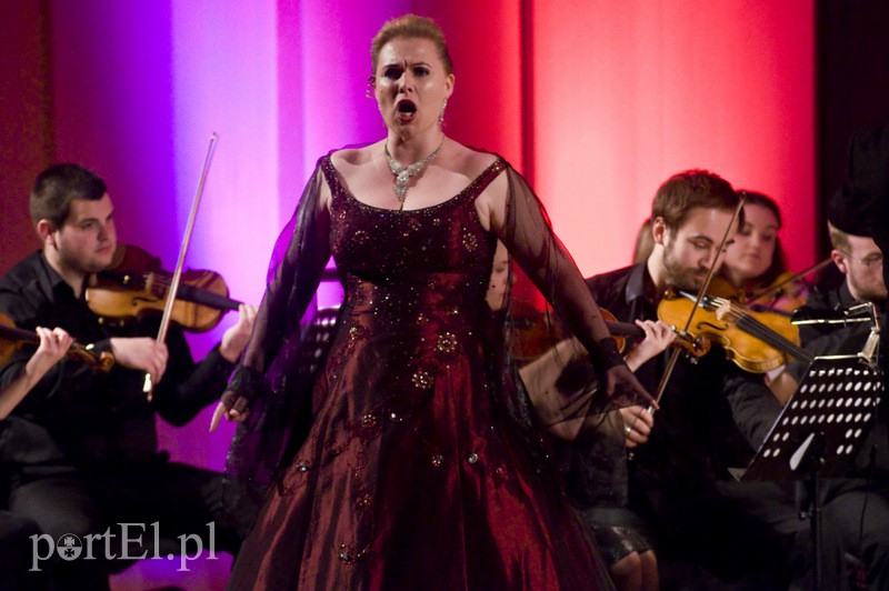 Miłość niejeden ma dźwięk zdjęcie nr 130100