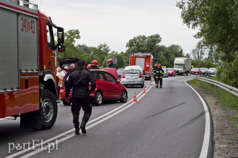  Droga nr 22 zablokowana. Wypadek w Karczowiskach Górnych zdjęcie nr 130141