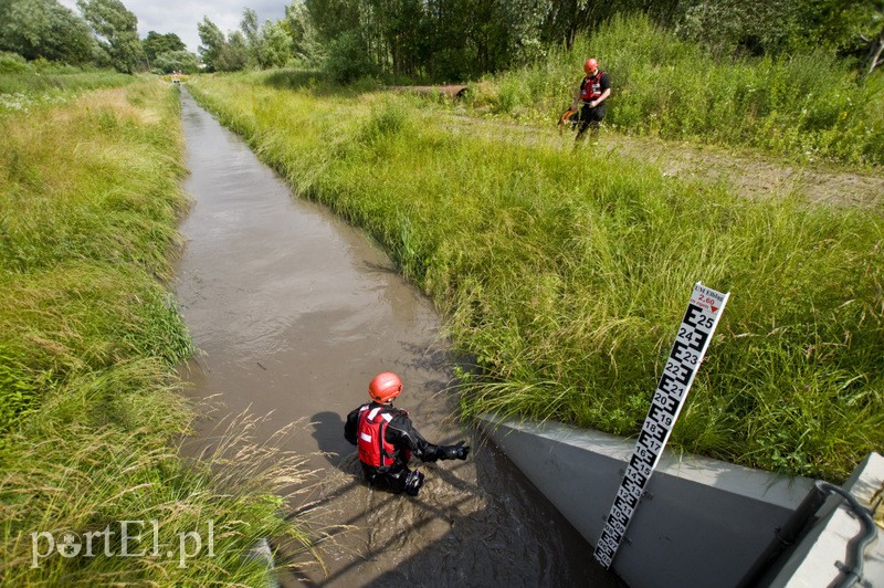  Utonęła podczas ulewy zdjęcie nr 130498