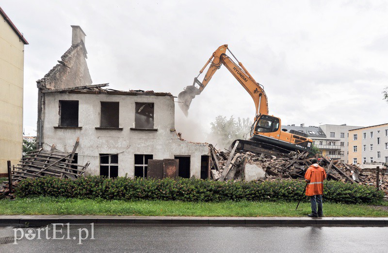 Kolejny budynek znika z miasta zdjęcie nr 130506