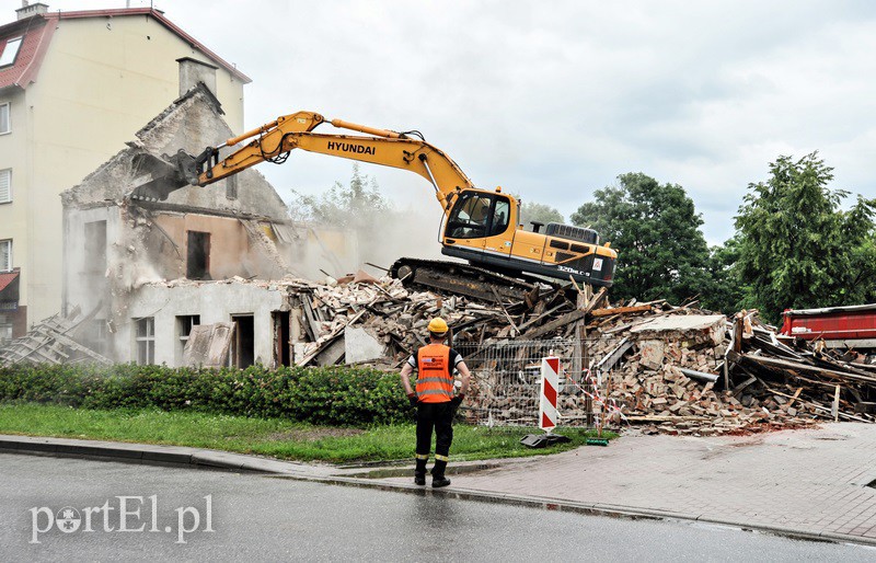 Kolejny budynek znika z miasta zdjęcie nr 130512