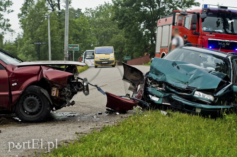 Czołówka dwóch passatów zdjęcie nr 130825