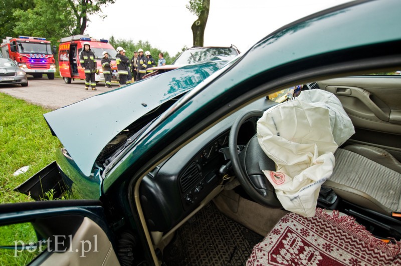 Czołówka dwóch passatów zdjęcie nr 130822