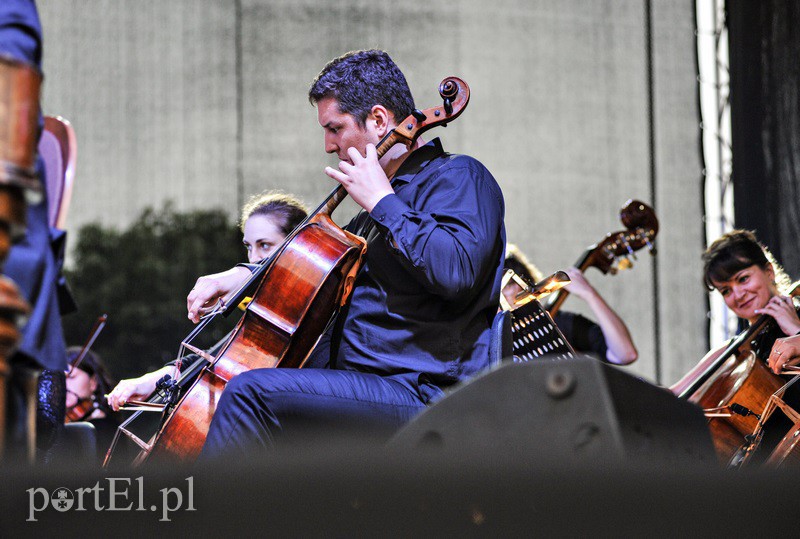 Cygański koncert w deszczu zdjęcie nr 131450